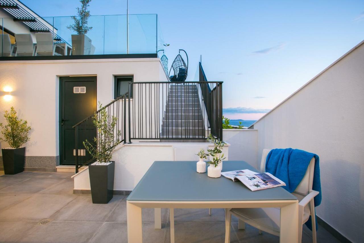 Holiday Home Olive Exclusive - 8 People, Heated Pool, Okrug Gornji, Sea View Trogir Bagian luar foto