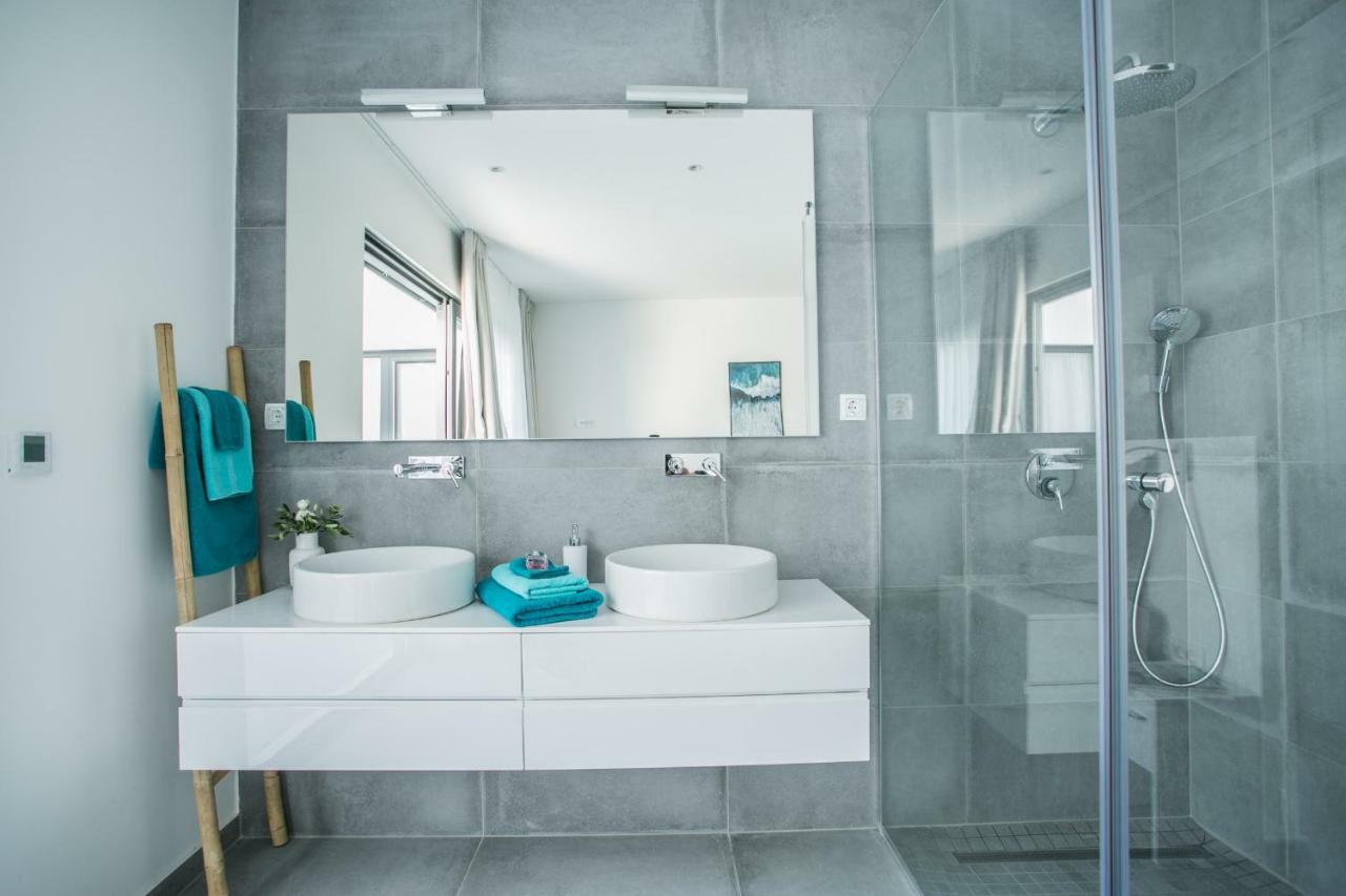 Holiday Home Olive Exclusive - 8 People, Heated Pool, Okrug Gornji, Sea View Trogir Bagian luar foto