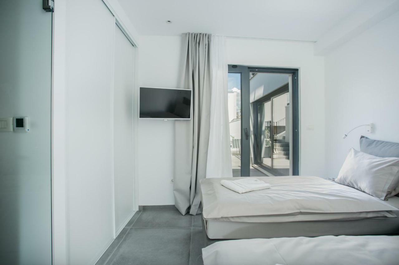 Holiday Home Olive Exclusive - 8 People, Heated Pool, Okrug Gornji, Sea View Trogir Bagian luar foto